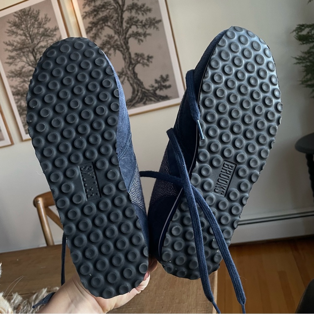 Brooks Vanguard Vintage Style Sneakers NWOT Women’s 10 - Picture 3 of 7